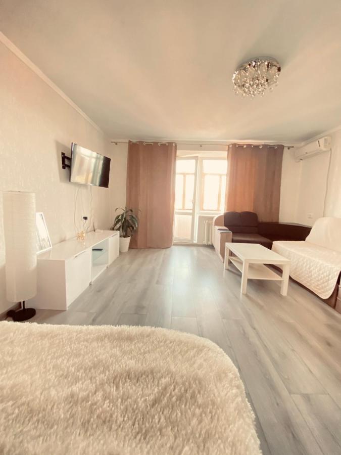 5 Minutes To The City Center Николайев Екстериор снимка