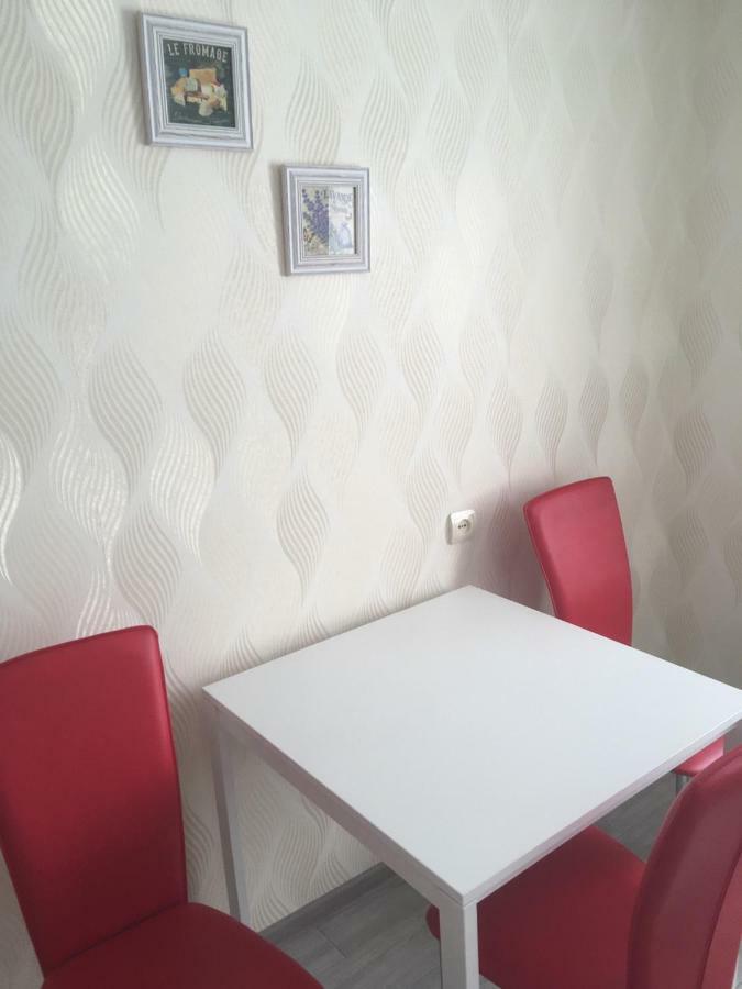 5 Minutes To The City Center Николайев Екстериор снимка
